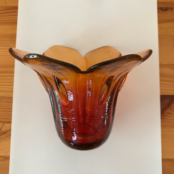 Art Glass Vase Floral Shape Textured Red Orange - Picture 3 of 4